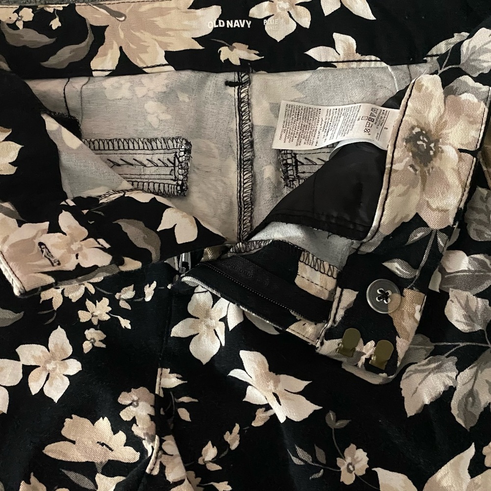 Old Navy Black and Cream Floral Trousers